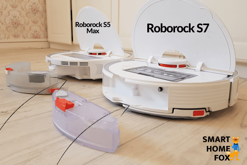 Roborock S7 und der S5 Max stehen nebeneinander und sind von hinten zu sehen